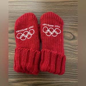 Vancouver 2010 Olympic Winter Mittens Kids